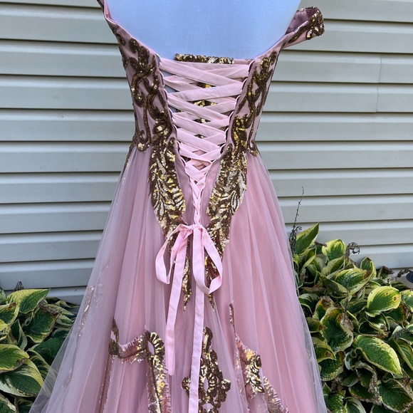 NWT Pink Off Shoulder Corset Back Gold Sequin Formal Cinderella Dress Gown - Picture 6 of 8